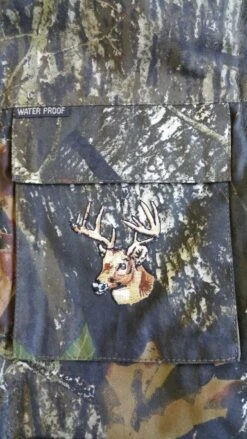 Jagdweste Weste Textilien In Waldtarn Mit Hirsch Stickerei -Bekleidungsgeschäft GW610W tasche 716 GW610W